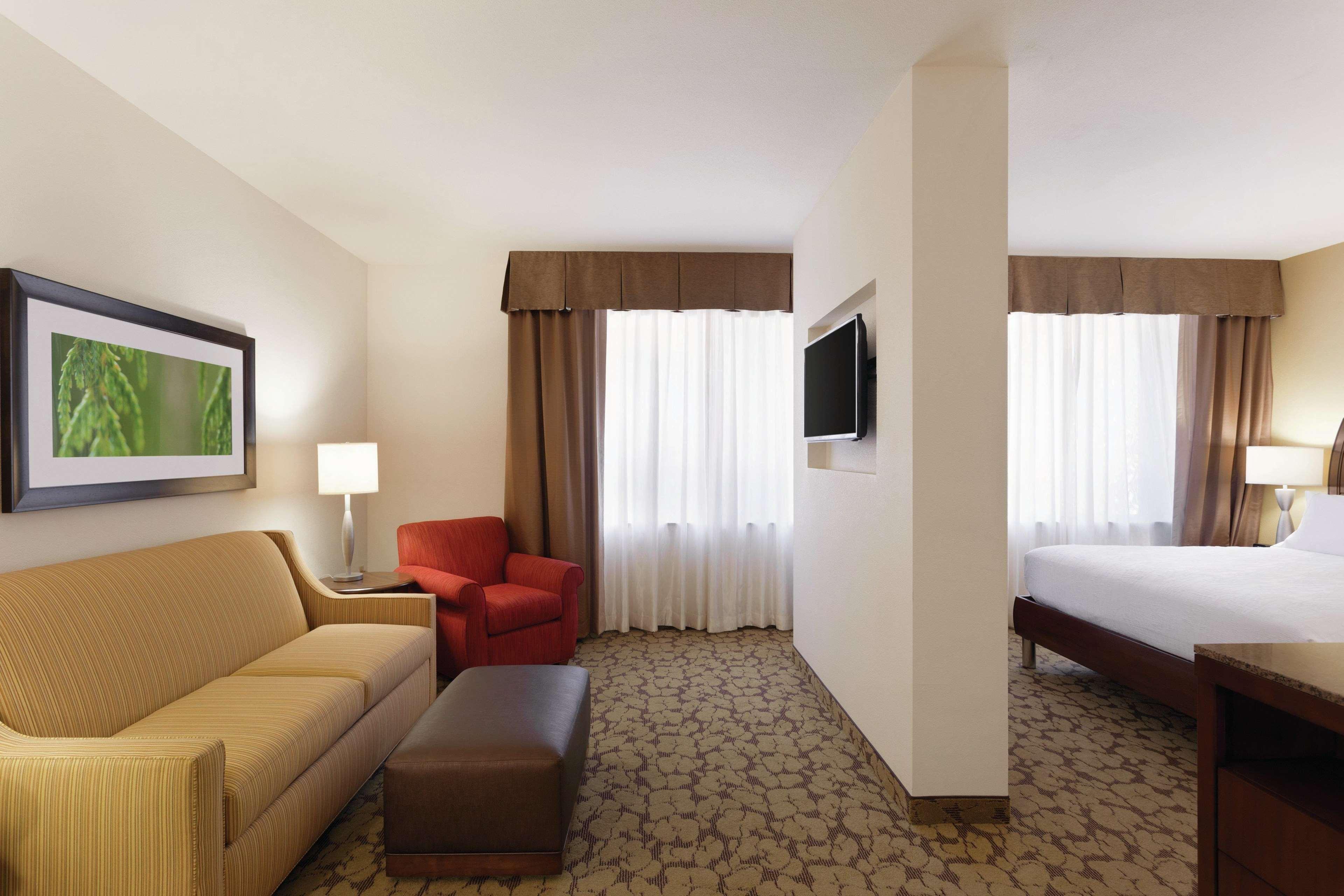 Hilton Garden Inn Rochester Downtown, Ny Exterior foto