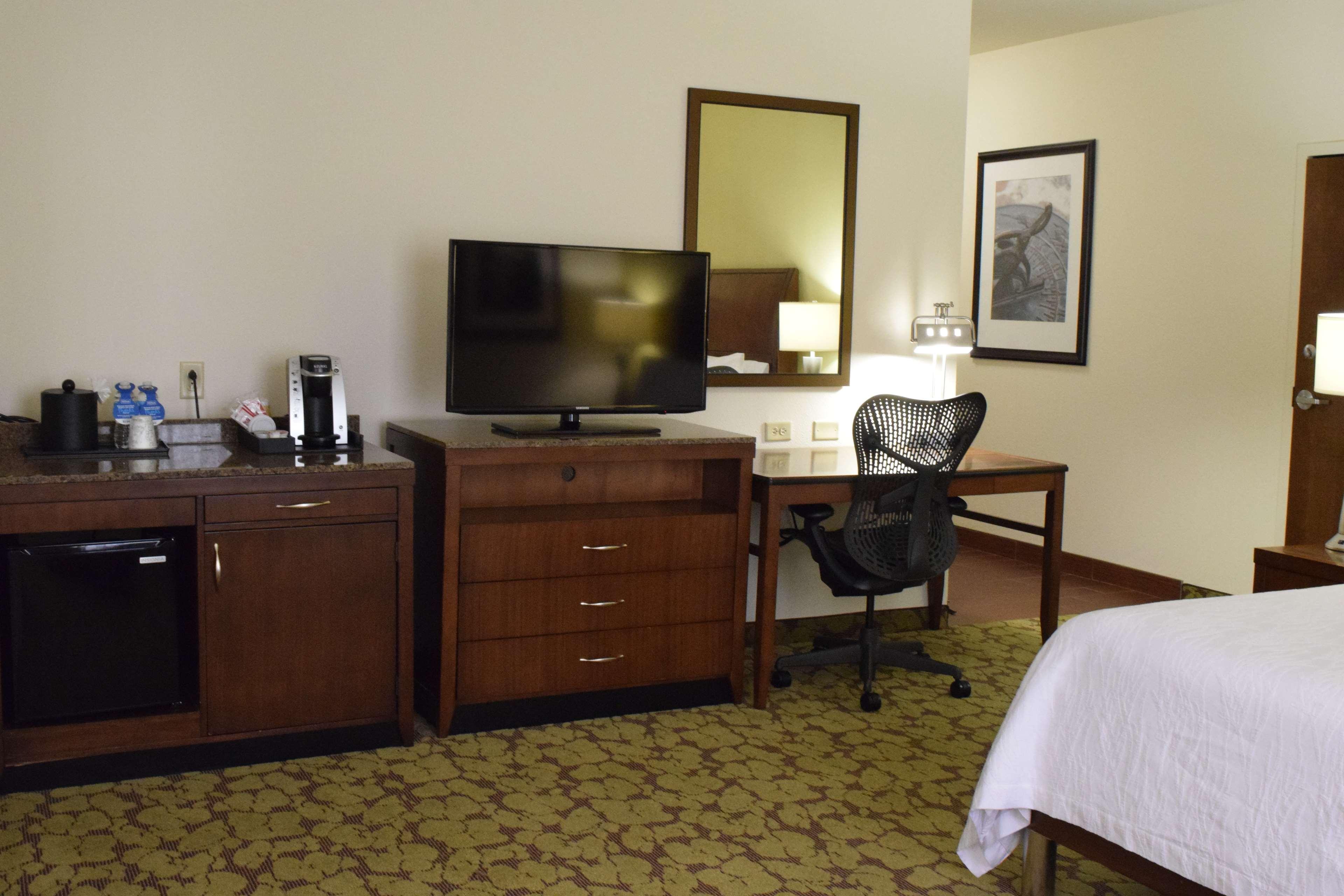 Hilton Garden Inn Rochester Downtown, Ny Exterior foto