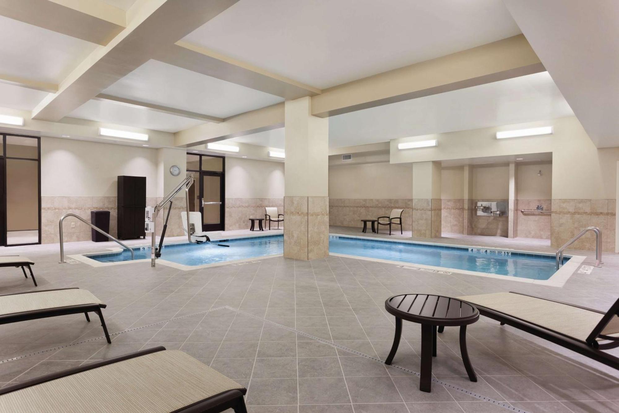 Hilton Garden Inn Rochester Downtown, Ny Exterior foto